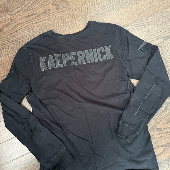 Nike NSW Colin Kaepernick Longsleeve T-Shirt - Picture 4 of 5